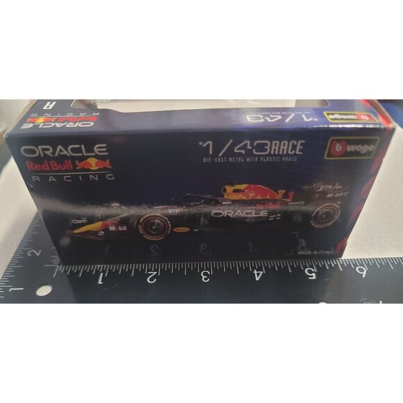 Oracle Red Bull Racing RB19 1/43 Die-Cast Model By Bburago - Picture 8 of 9